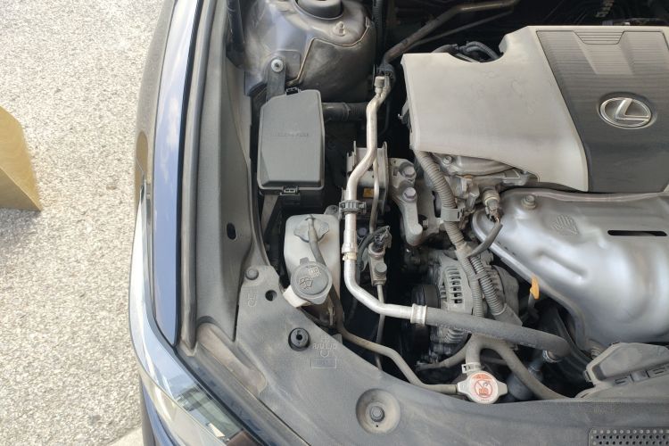 雷克萨斯ES 2018款 200 卓越版 国VI局部细节9006