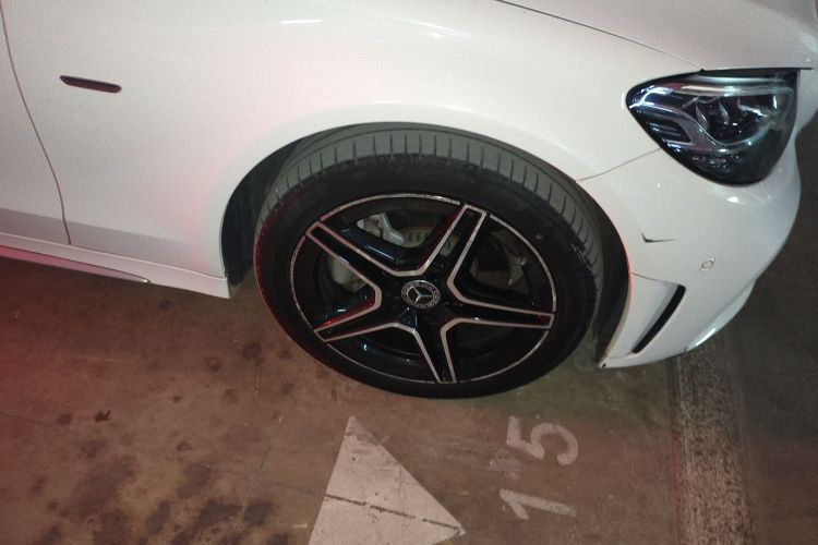 奔驰C级 2021款 C 260 L 运动星耀臻藏版车身外观10