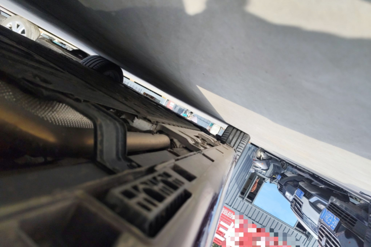 鸿蒙智行 享界S9 2025款 增程 Max+局部细节9002