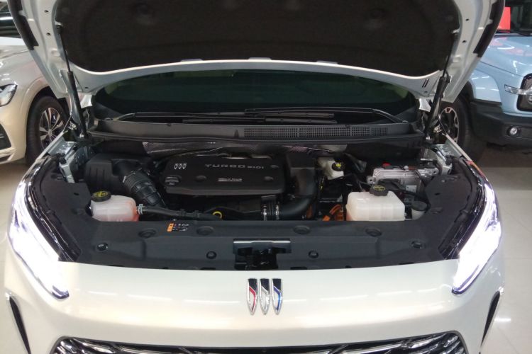 别克GL8新能源 2025款 陆尚 尊享版 7座机舱底盘24