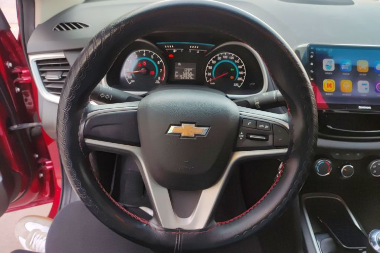 雪佛兰 科沃兹 2016款 1.5L 手动欣悦版中控内饰13