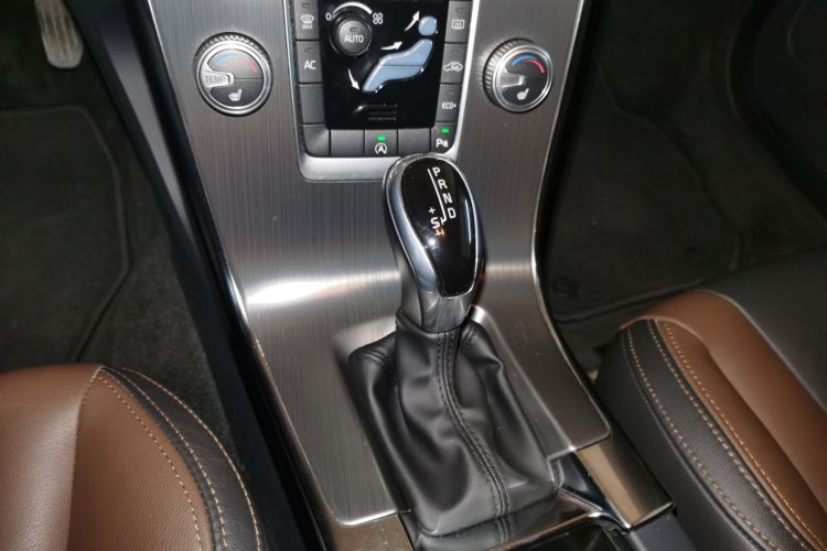 沃尔沃XC60 2016款 T5  智远版局部细节18