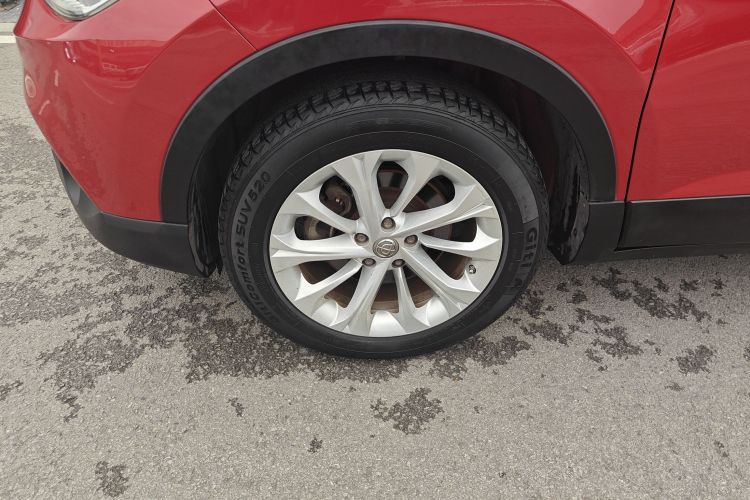 中华V3 2016款 1.5L 手动舒适型车身外观6007