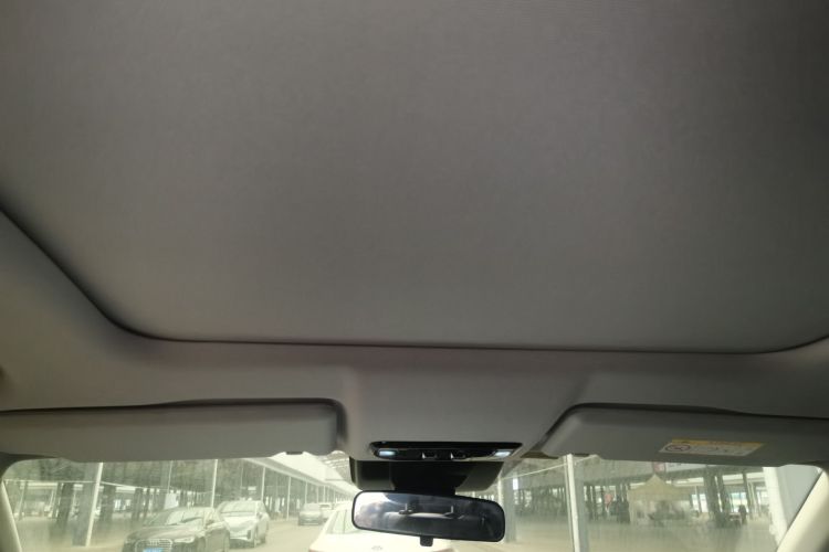 奔腾T90 2023款 1.5T DCT 自动豪华型局部细节22