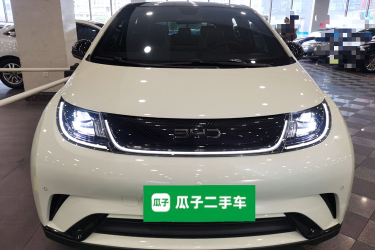 比亚迪 海豚 2024款 荣耀版 420km 时尚版车身外观2