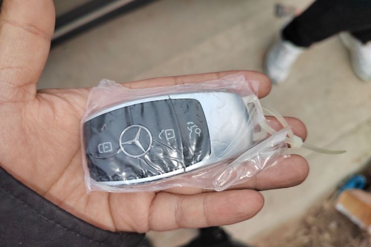 奔驰GLB 2023款 GLB 220 时尚型中控内饰11