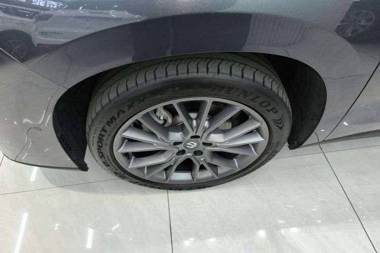 零跑汽车 零跑C10 2024款 210激光雷达版车身外观6007