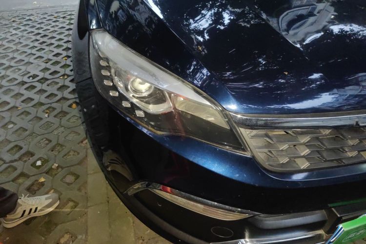 猎豹汽车 猎豹CS10 2016款 2.0T 手动卓越型车身外观8