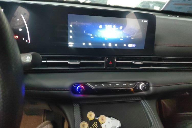 广汽传祺 2023款 影豹H 高能混动版中控内饰16