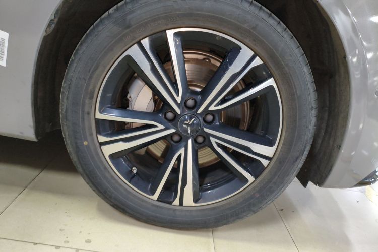 红旗EH7 2024款 690 Pro车身外观10