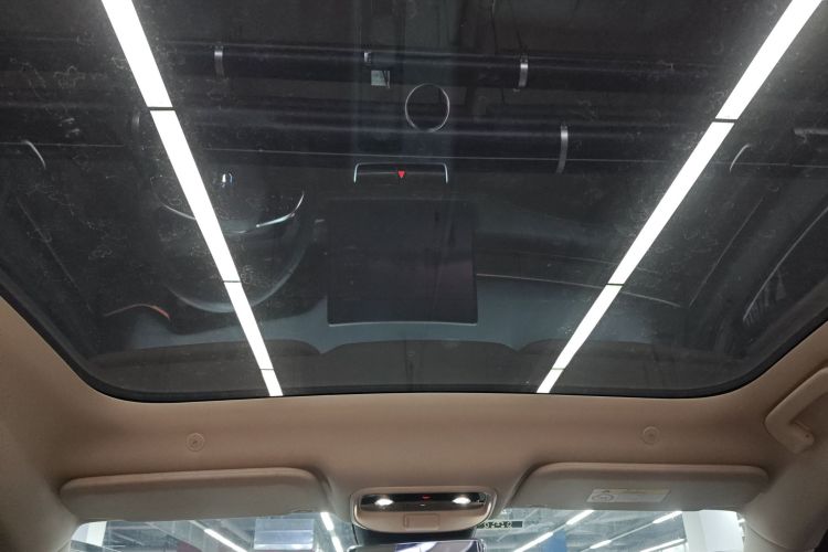 鸿蒙智行 问界M5 2022款 增程后驱标准版局部细节22