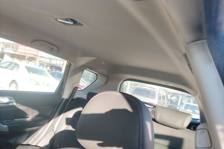 哈弗H6 2014款 升级版 1.5T 手动两驱精英型中控内饰22