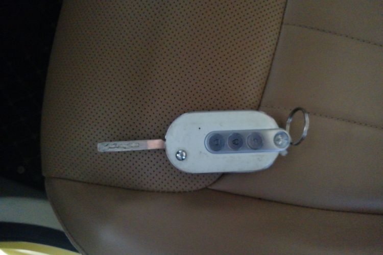 五菱汽车 宏光MINIEV 2024款 第三代 215km 进阶版中控内饰11