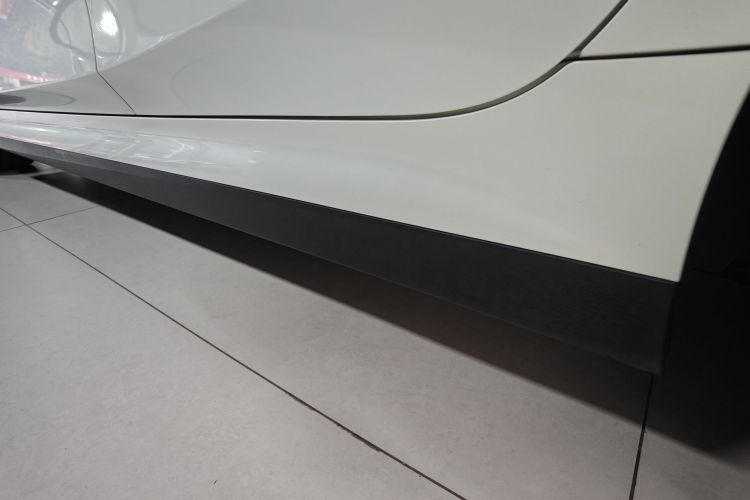 宝马i3 2023款 eDrive 40 L 曜夜套装局部细节9002