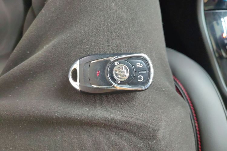 别克 昂科拉 2018款 18T 自动两驱都市精英型中控内饰11