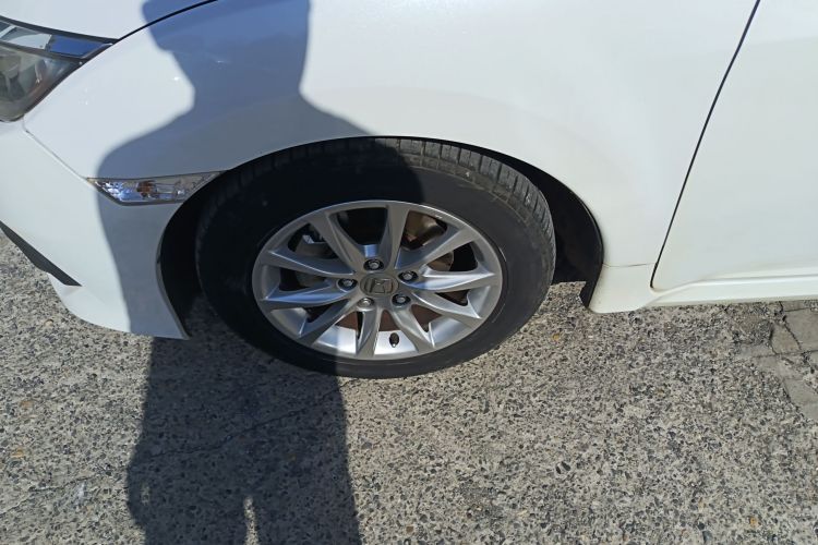 本田 思域 2016款 180TURBO CVT舒适版车身外观6007