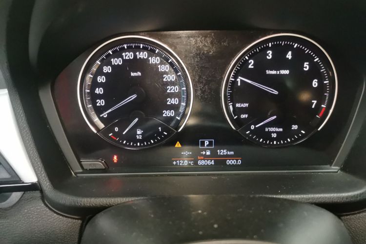 宝马X1 2018款 sDrive18Li 时尚型中控内饰14