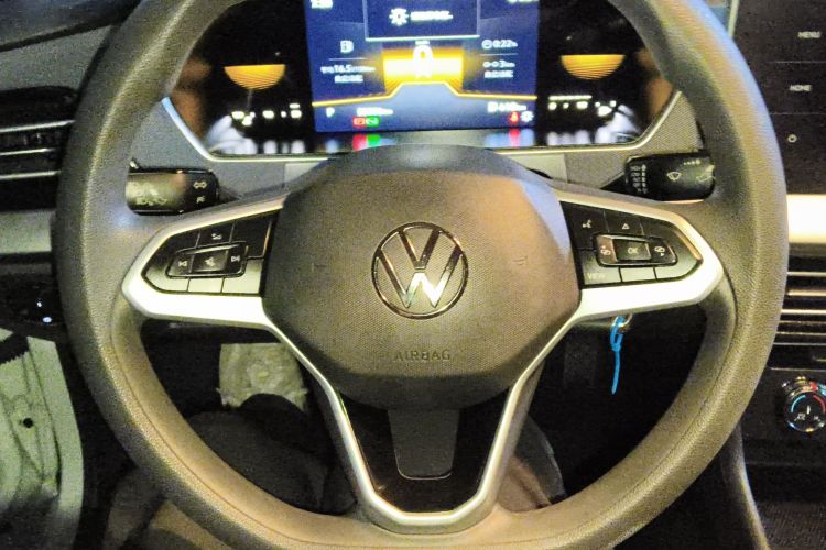 大众 朗逸 2023款 1.5L 自动得逸版中控内饰13