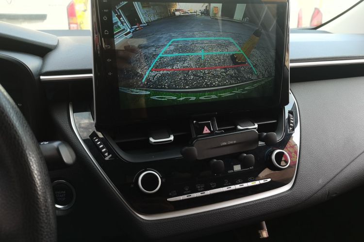 丰田 卡罗拉 2019款 1.2T S-CVT GL-i精英版中控内饰16