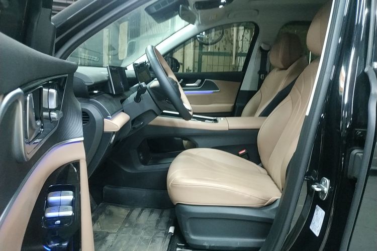 奇瑞 瑞虎8 L 2024款 2.0T 两驱豪华版 5座局部细节19