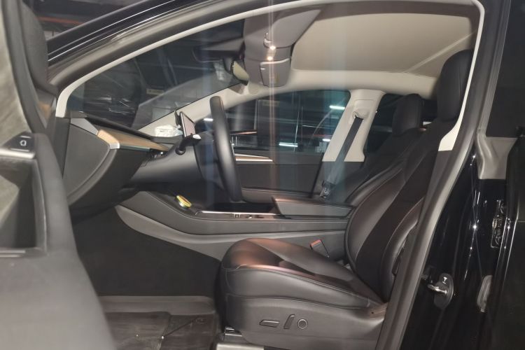 特斯拉 Model Y 2022款 后轮驱动版局部细节19