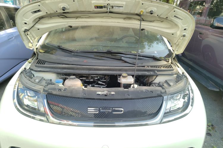 比亚迪 海豚 2023款 420km 时尚版机舱底盘24