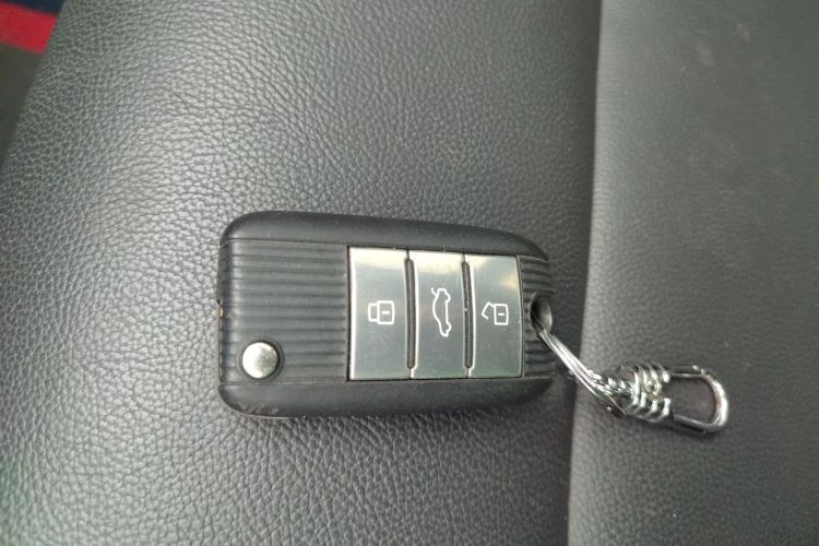 名爵ZS 2017款 1.5L 自动豪华版中控内饰11