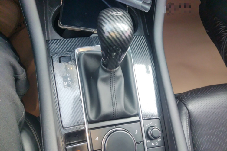 马自达3 昂克赛拉 2020款 2.0L 自动质雅版中控内饰18