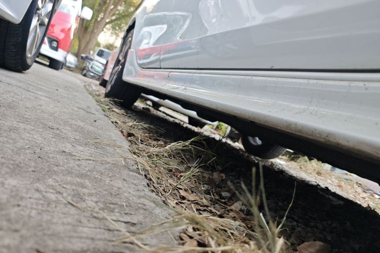 三菱 翼神 2016款 1.8L 手动黑白复刻版局部细节9001