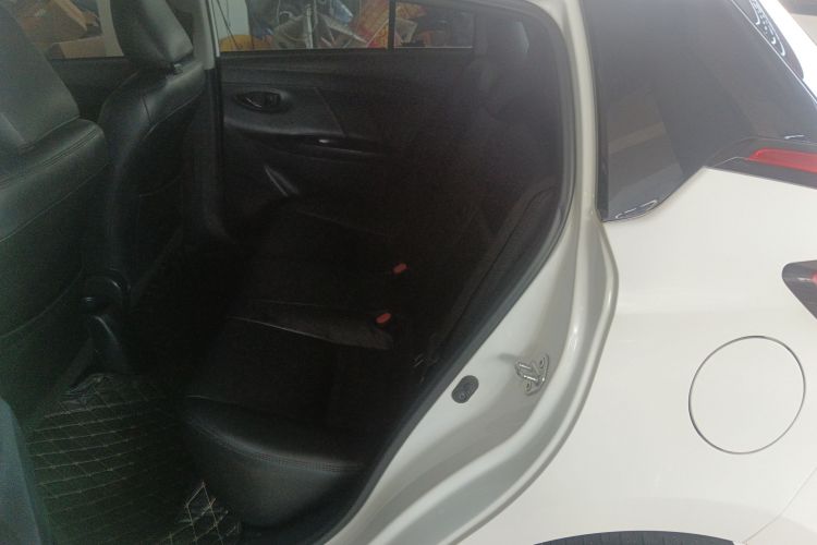 丰田 威驰FS 2017款 1.5L CVT锋驰版中控内饰7004