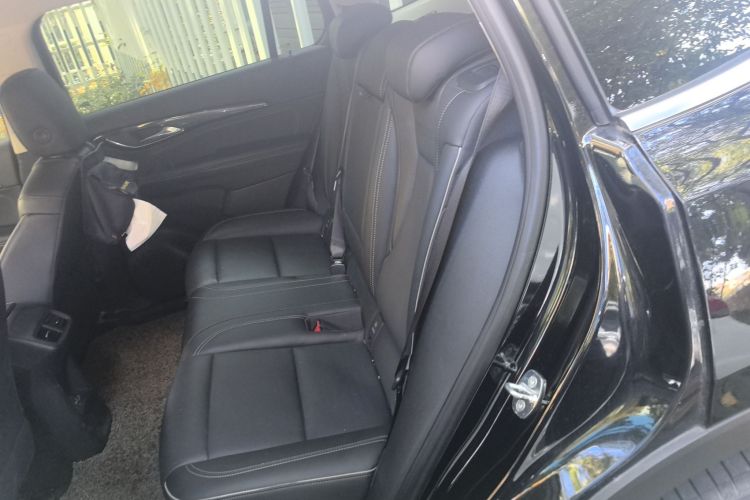 别克 2022款 昂科威Plus 552T 五座豪华型中控内饰7004