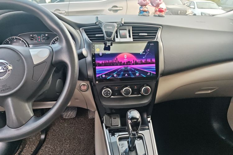 日产 轩逸 2016款 1.6XV CVT智享版中控内饰16