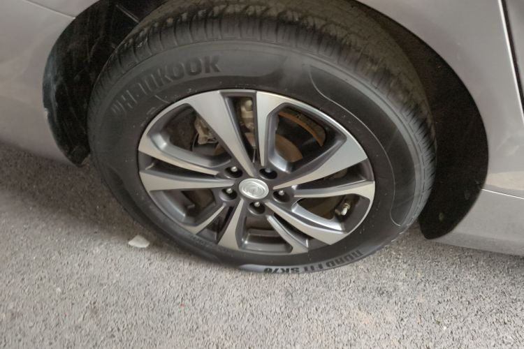 长安 逸动 2020款 PLUS 蓝鲸NE 1.4T GDI DCT尊贵型车身外观6008