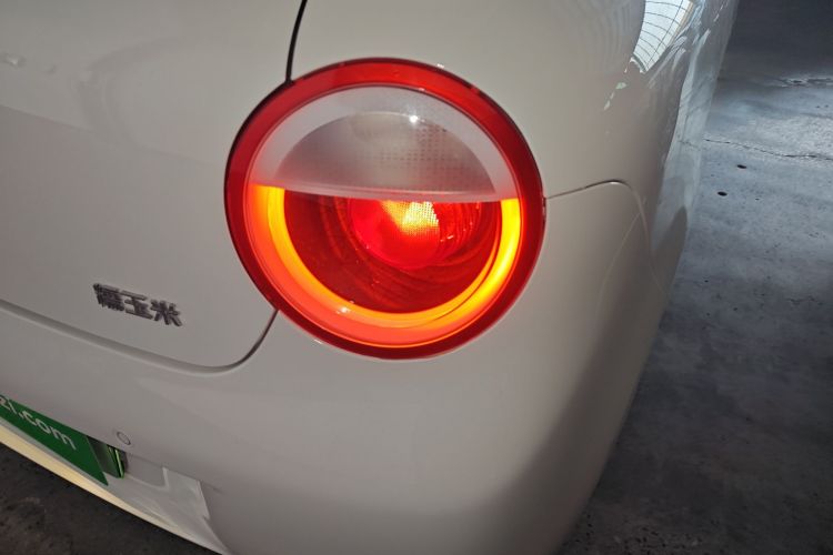 长安启源 长安Lumin 2022款 155km 清甜款车身外观9