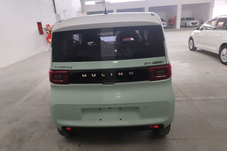 五菱汽车 宏光MINIEV 2021款 马卡龙臻享款 磷酸铁锂车身外观6