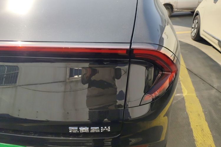 五菱汽车 五菱星光 2025款 610km 智能旗舰型车身外观9