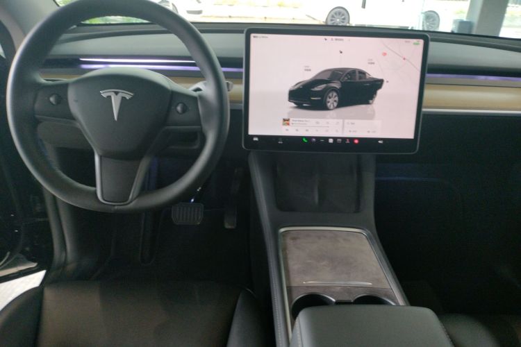 特斯拉 Model Y 2022款 改款 后轮驱动版中控内饰7002