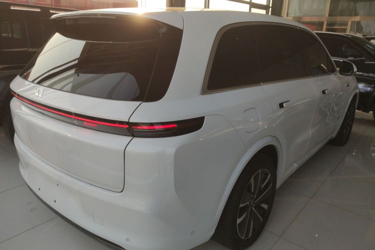 理想汽车 理想L8 2025款 Max 智能焕新版车身外观6005