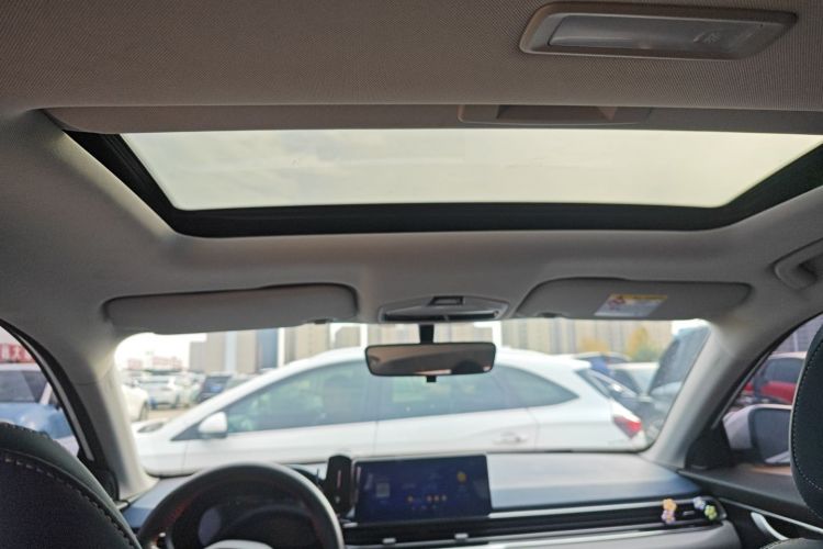 吉利汽车 帝豪 2022款 第4代 1.5L CVT旗舰型局部细节22