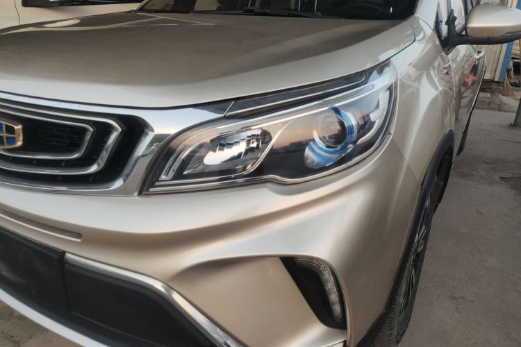 吉利汽车 远景X3 2017款 1.5L 手动尊贵型局部细节36