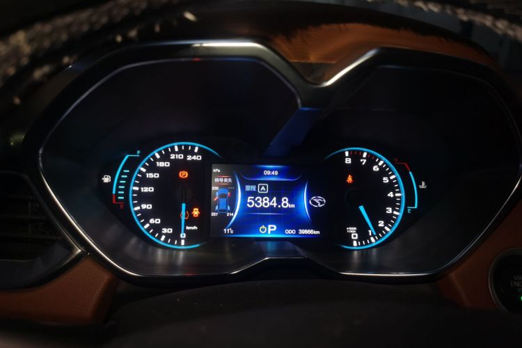 东南DX7 2015款 1.5T 自动豪华型中控内饰14