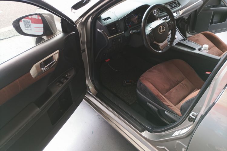 雷克萨斯CT 2014款 CT200h 精英版 单色中控内饰7003