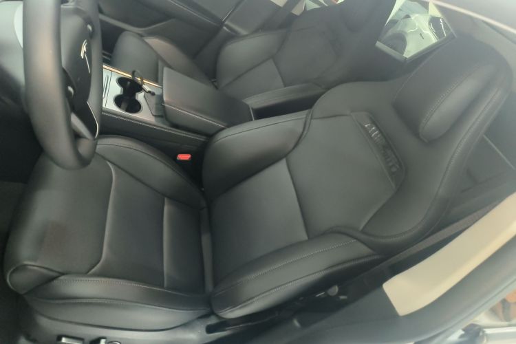 特斯拉 Model Y 2024款 后轮驱动版局部细节19