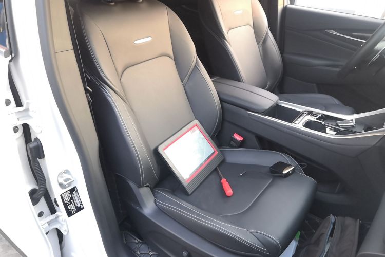 上汽大通MAXUS 大通G50 2023款 PLUS 1.5T 自动护航版局部细节41