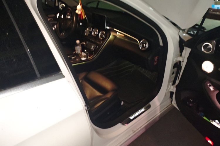 奔驰C级 2018款 C 200 L 运动版局部细节9005