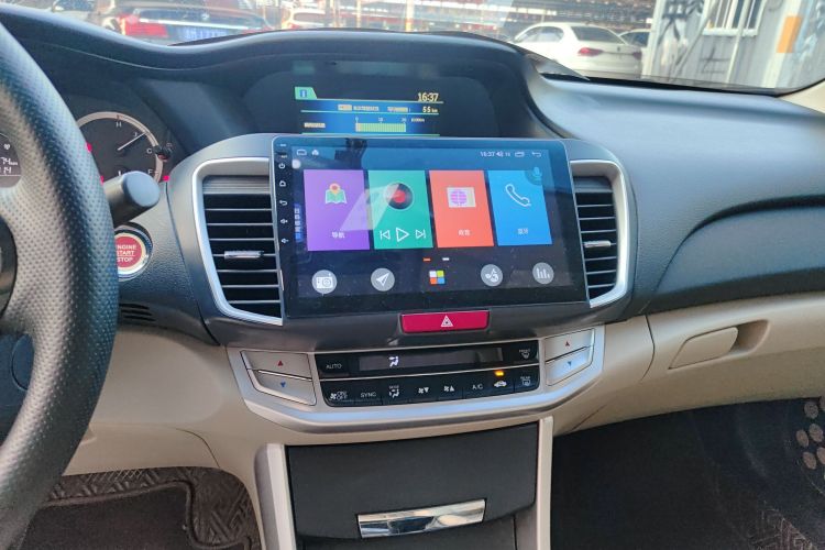 本田 雅阁 2014款 2.0L EX 豪华版中控内饰16