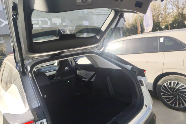 东风风神 皓瀚 2023款 DH-i 1.5T 尊贵版局部细节23