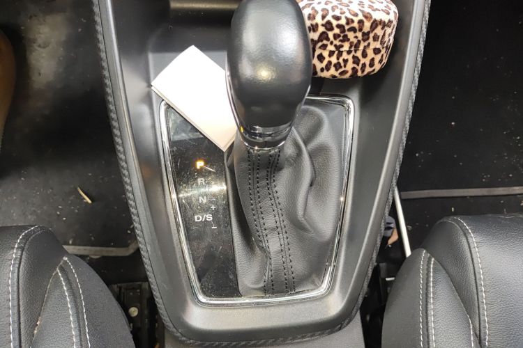 名爵ZS 2018款 1.5L 自动豪华版 国V中控内饰18