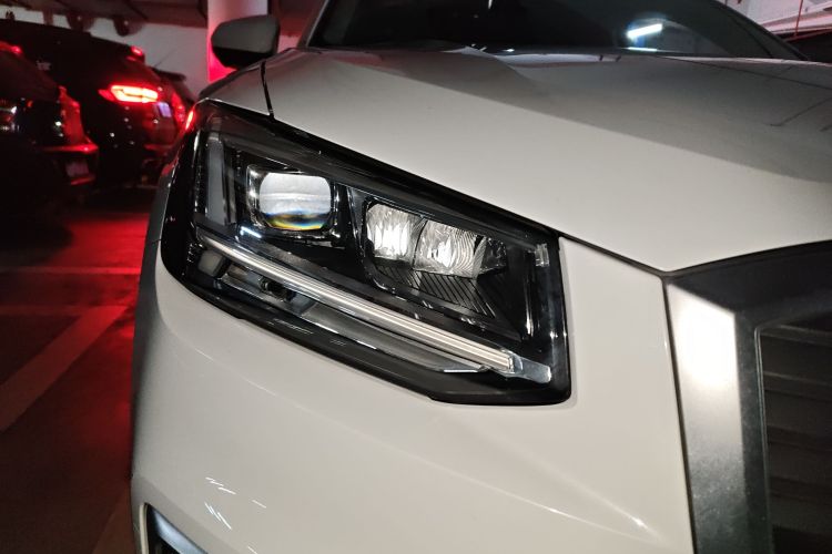 奥迪Q2L e-tron 2019款 Q2L e-tron 纯电智酷型车身外观6006