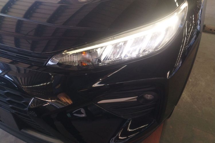 丰田 威兰达 2022款 改款 2.0L CVT两驱领先版局部细节36